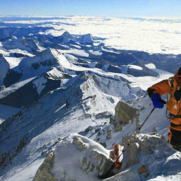 06 Hoeher als 8000 Meter