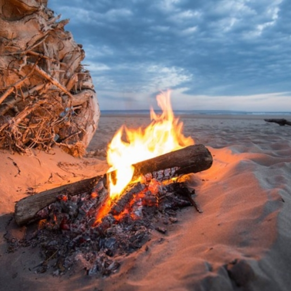 CampFire