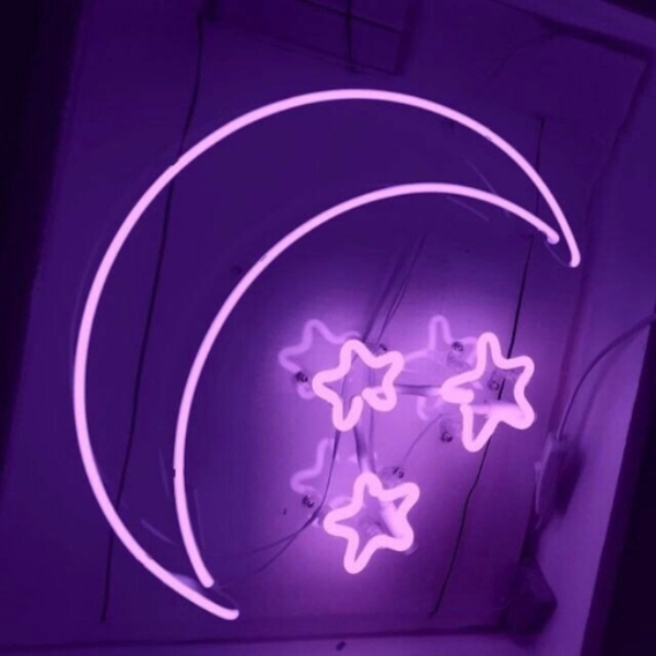 MOON LIGH T