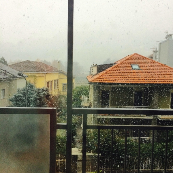 it's snowing here
