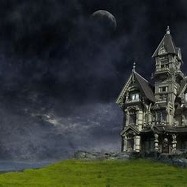 Haunted Halloween House
