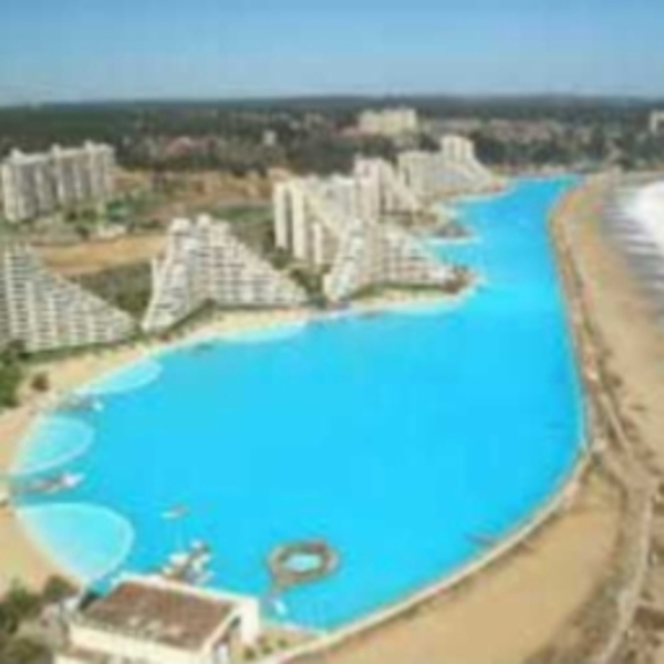 I like the pool