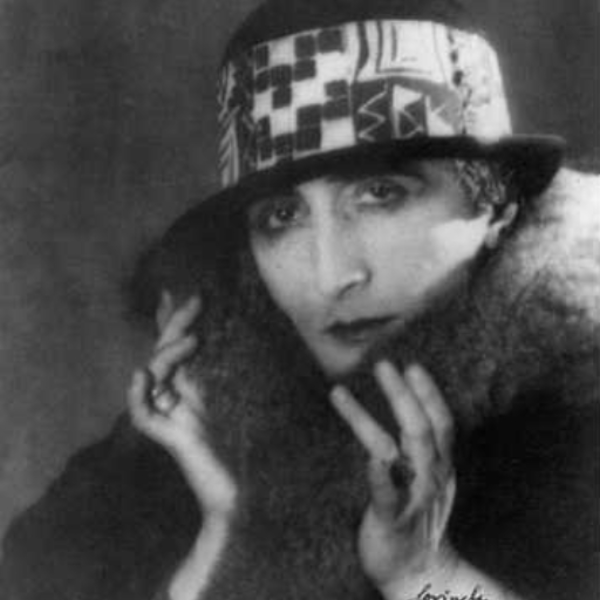 marcel duchamp had small tits