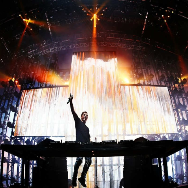 Martin Garrix-Animals(Ghost Remake)