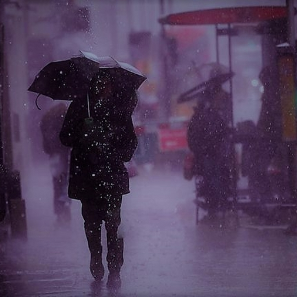 I hate rain :(