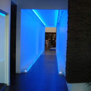 Hallwayyy