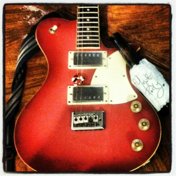 Two String Guitar