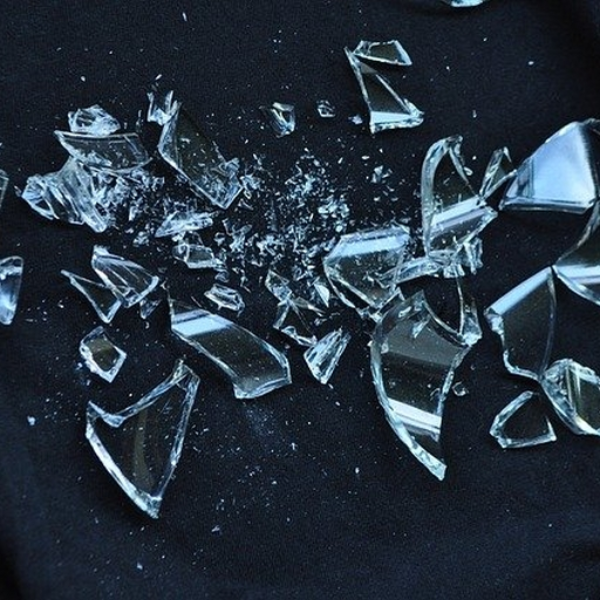 Broken Glass of Memories.