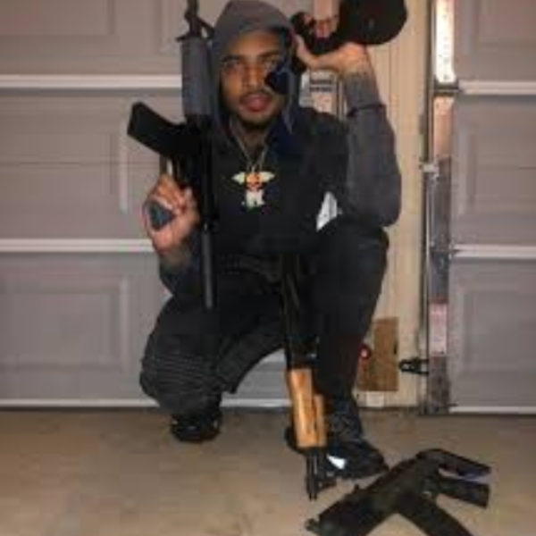 BANDHUNTA IZZY X PYREX WHIPPA