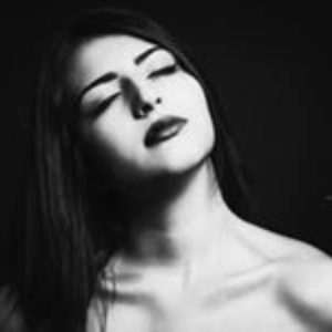 emy_khosrovyan