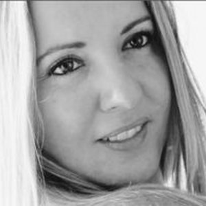 fernanda_devides