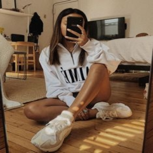 cute-asf-me ( back )